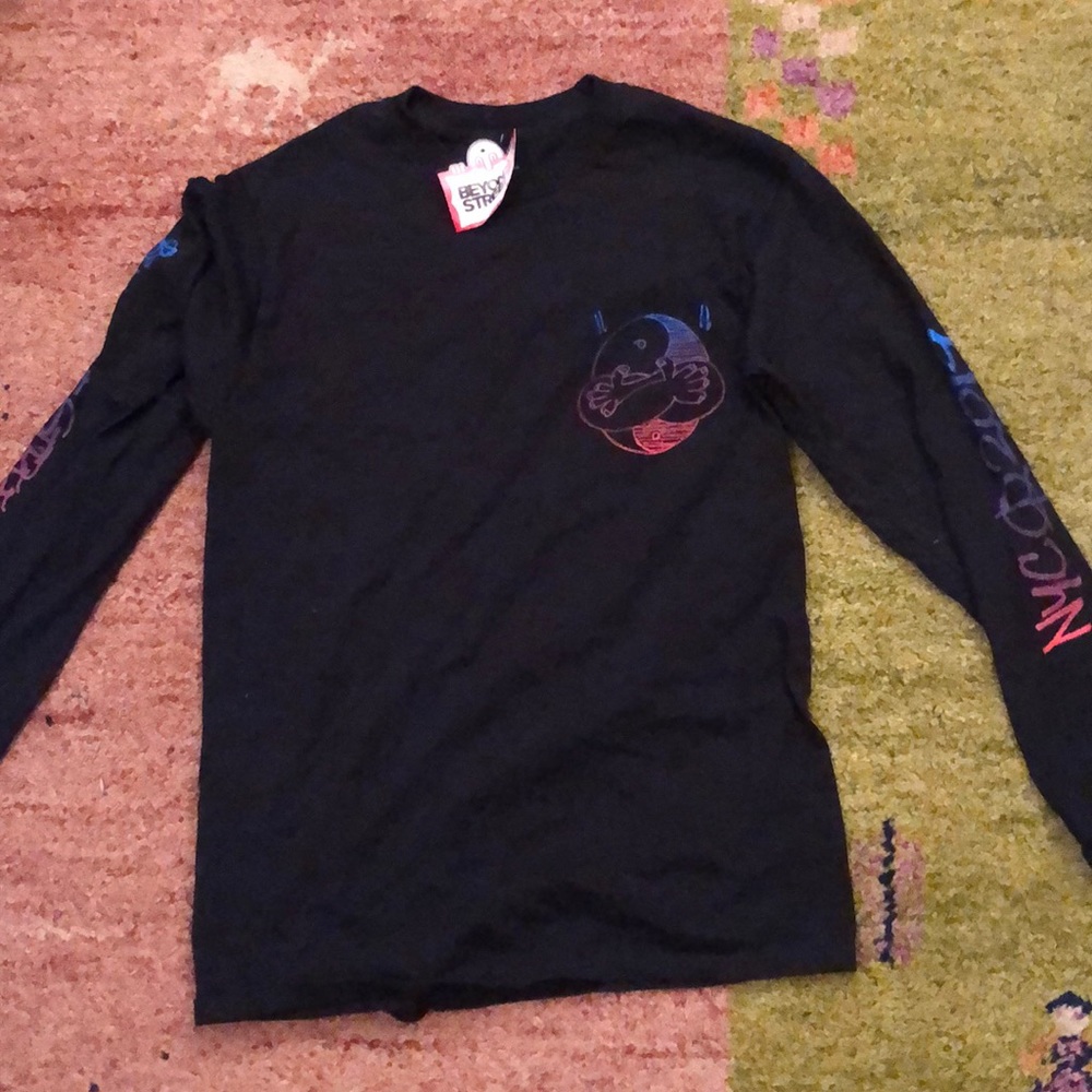 Graffiti print black Longsleeve tee shirt